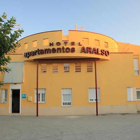 Hotel Apartamentos Aralso Sotillo La Lastrilla Buitenkant foto