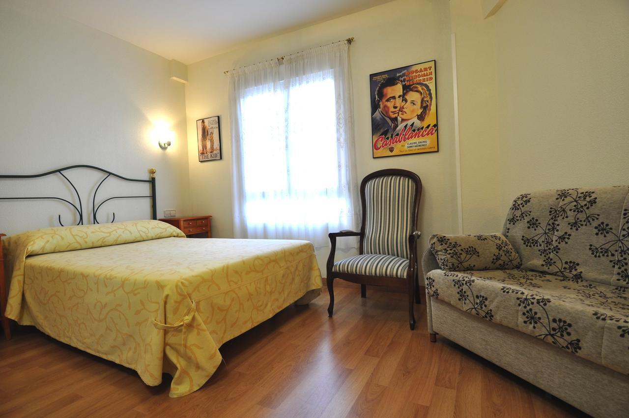 Hotel Apartamentos Aralso Sotillo La Lastrilla Buitenkant foto