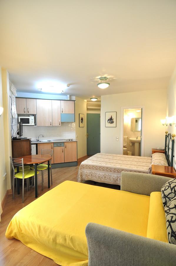 Hotel Apartamentos Aralso Sotillo La Lastrilla Buitenkant foto